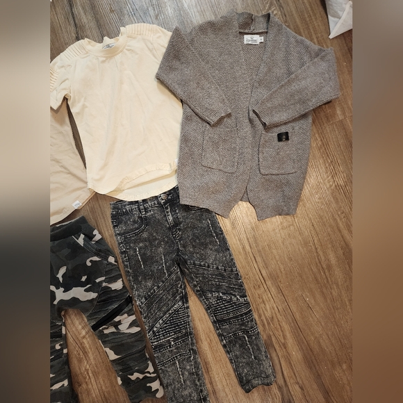 Posh Kiddos Bundle - Picture 3 of 5